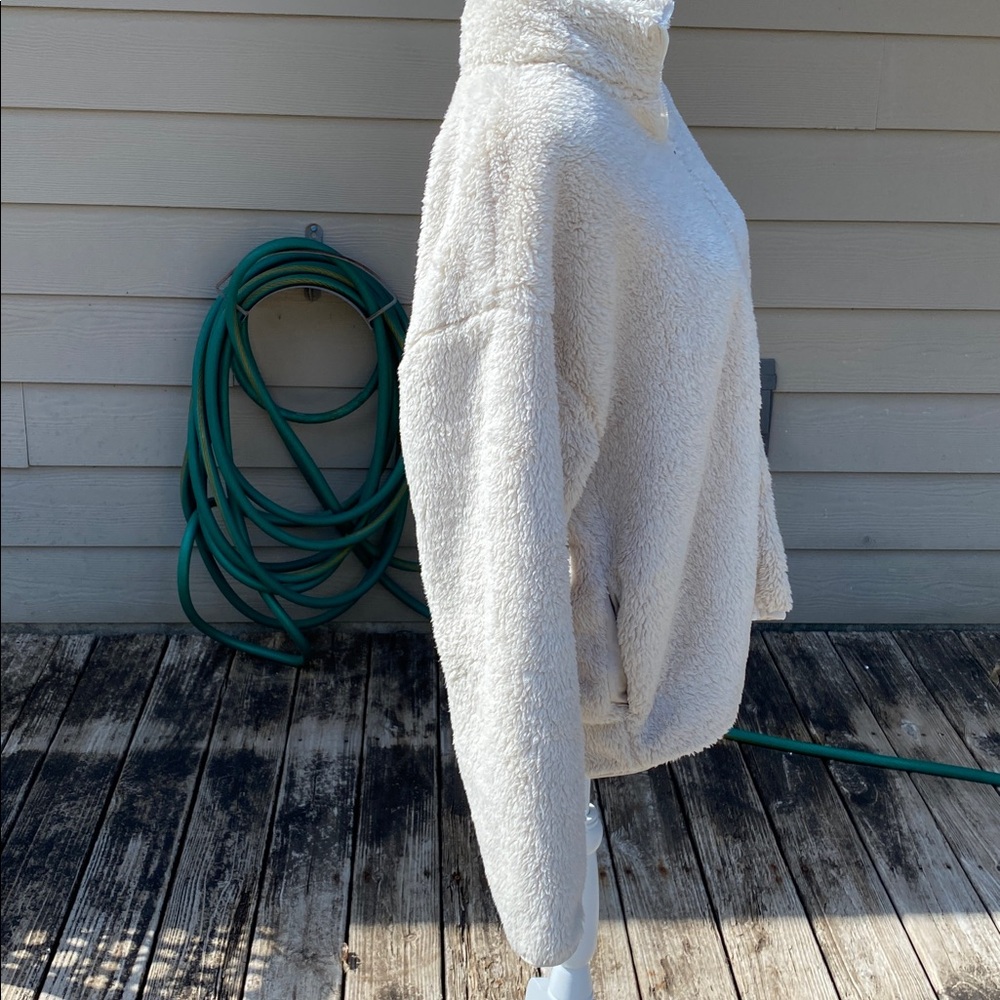 Pink by Victoria’s Secret fluffy jacket - Picture 2 of 6